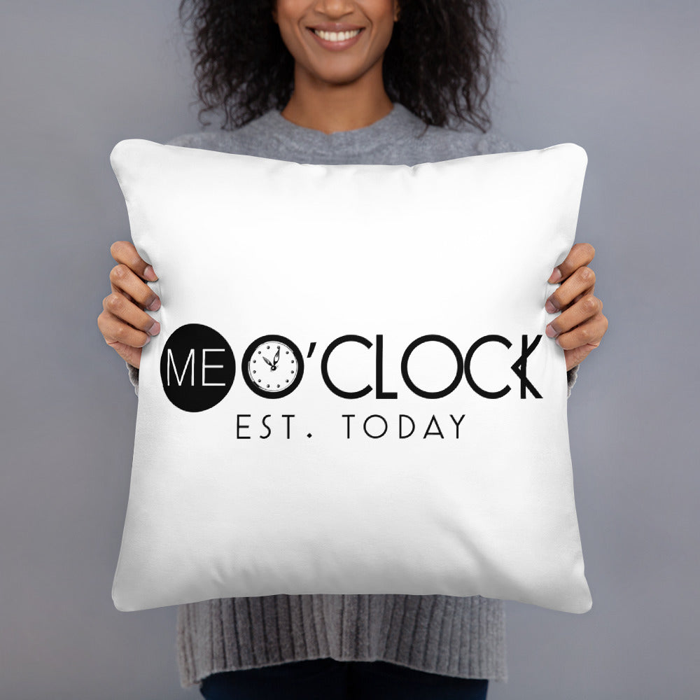 ME O'CLOCK Basic Pillow