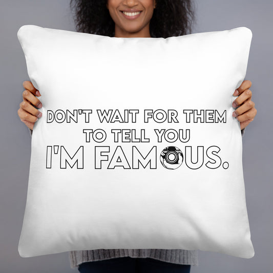 I'M FAMOUS Basic Pillow