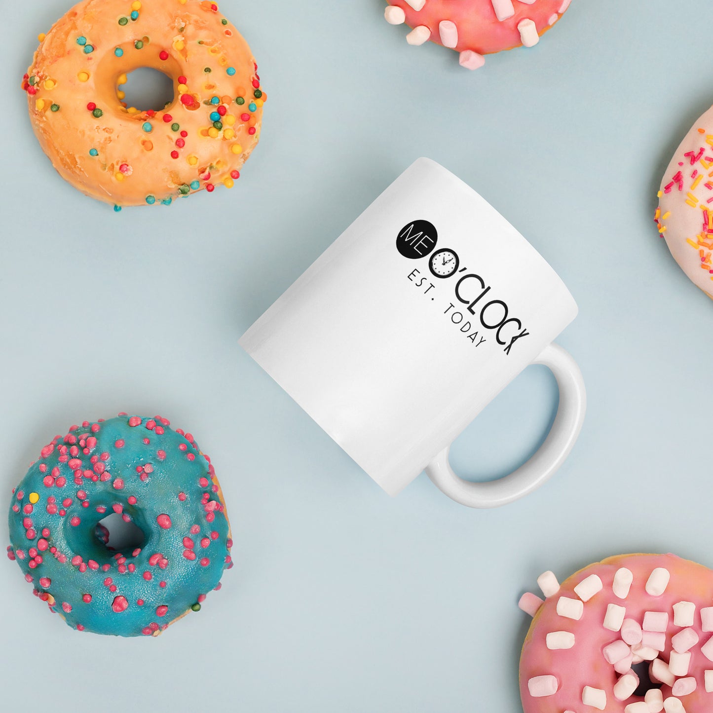 ME O'CLOCK White glossy mug